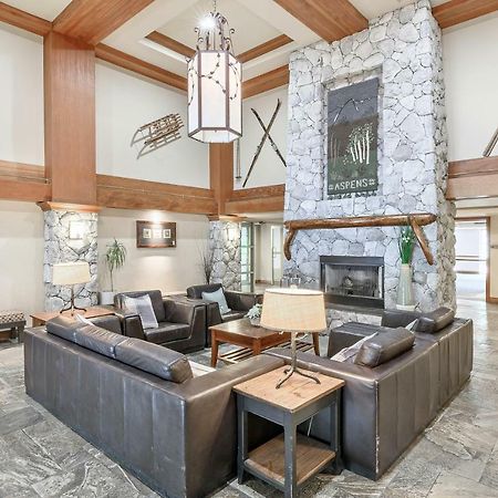The Best Top Floor Ski-In/Ski-Out At The Aspens Whistler Exterior photo